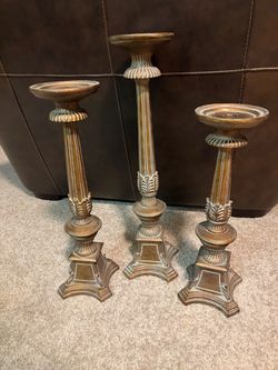 Decorative Column Candlestick Holders Set