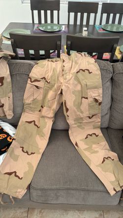 Combat trousers