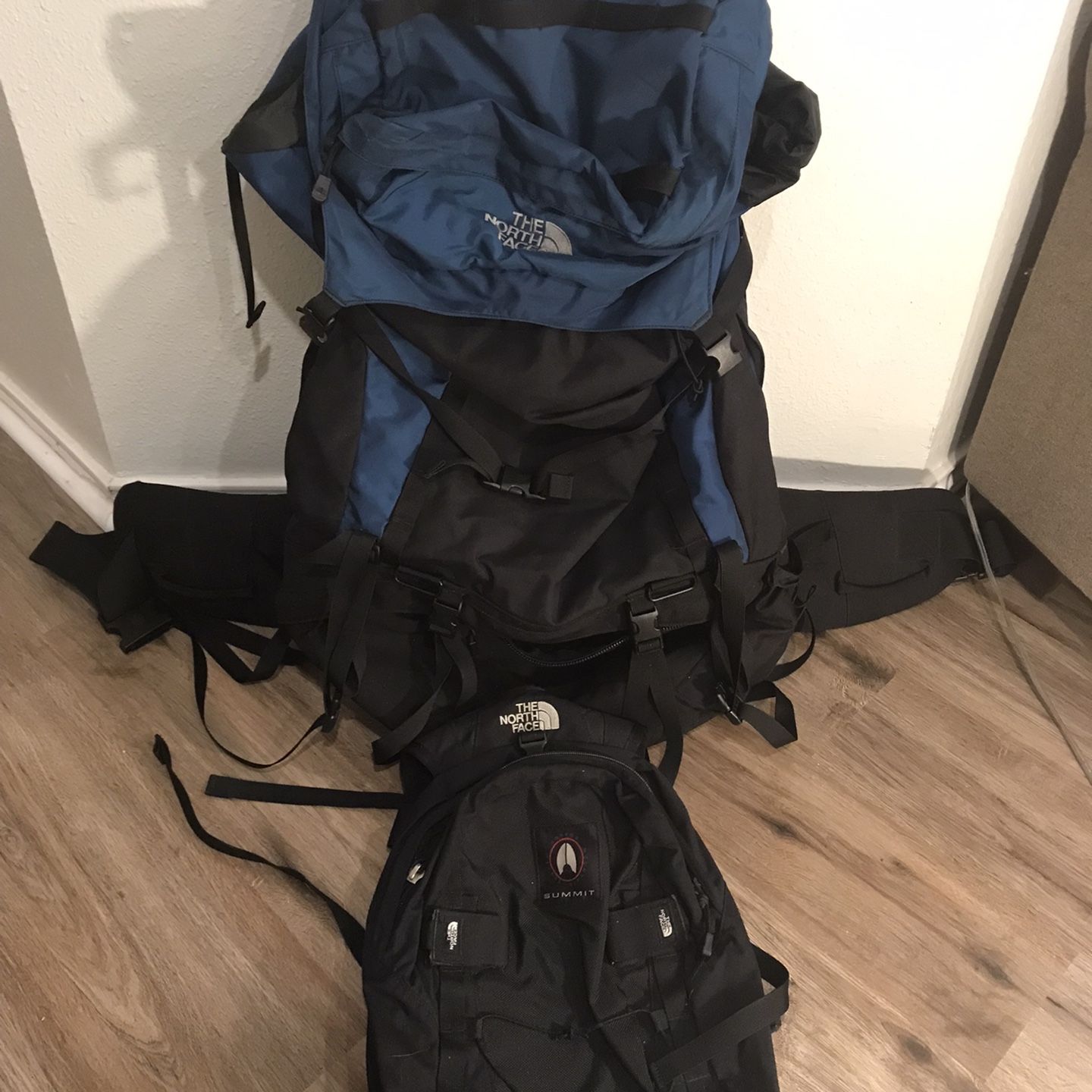 40l patagonia wheeled duffel Patagonia Black Hole Wheeled Duffel 40L