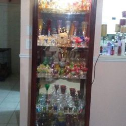 Lindo Curio Cabinet