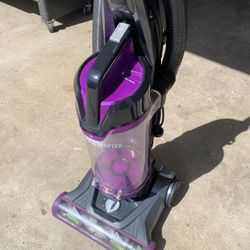 Bissell Powerlifter Swivel Pet Vacuum