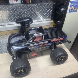 R/C Traxxas 4x4 Stampede Brushless