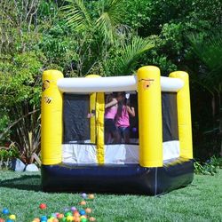 Bounce House 