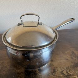 Vintage Sauce Pan ✨