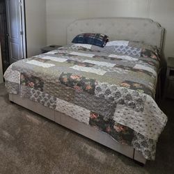 King Size Bed With 2 Drawers $300.00