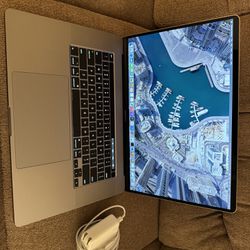 2019/2020 MacBook Pro 16”, i9 8cores 2.4ghz,16gb ram,512gb.4GB graphic. Fast, Great