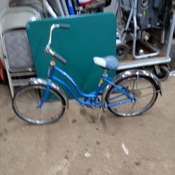 Schwinn Hollywood Girls Bike