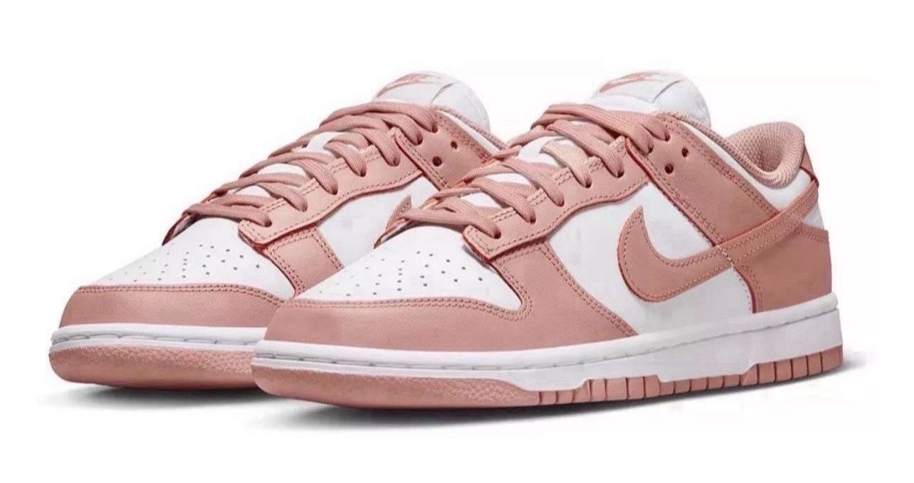 Nike Men’s Dunk Low Shoes Size 9.5