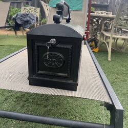 Metal mailbox with key