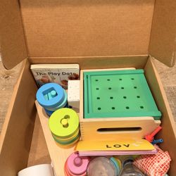 Lovevery The Investigator Play Kit