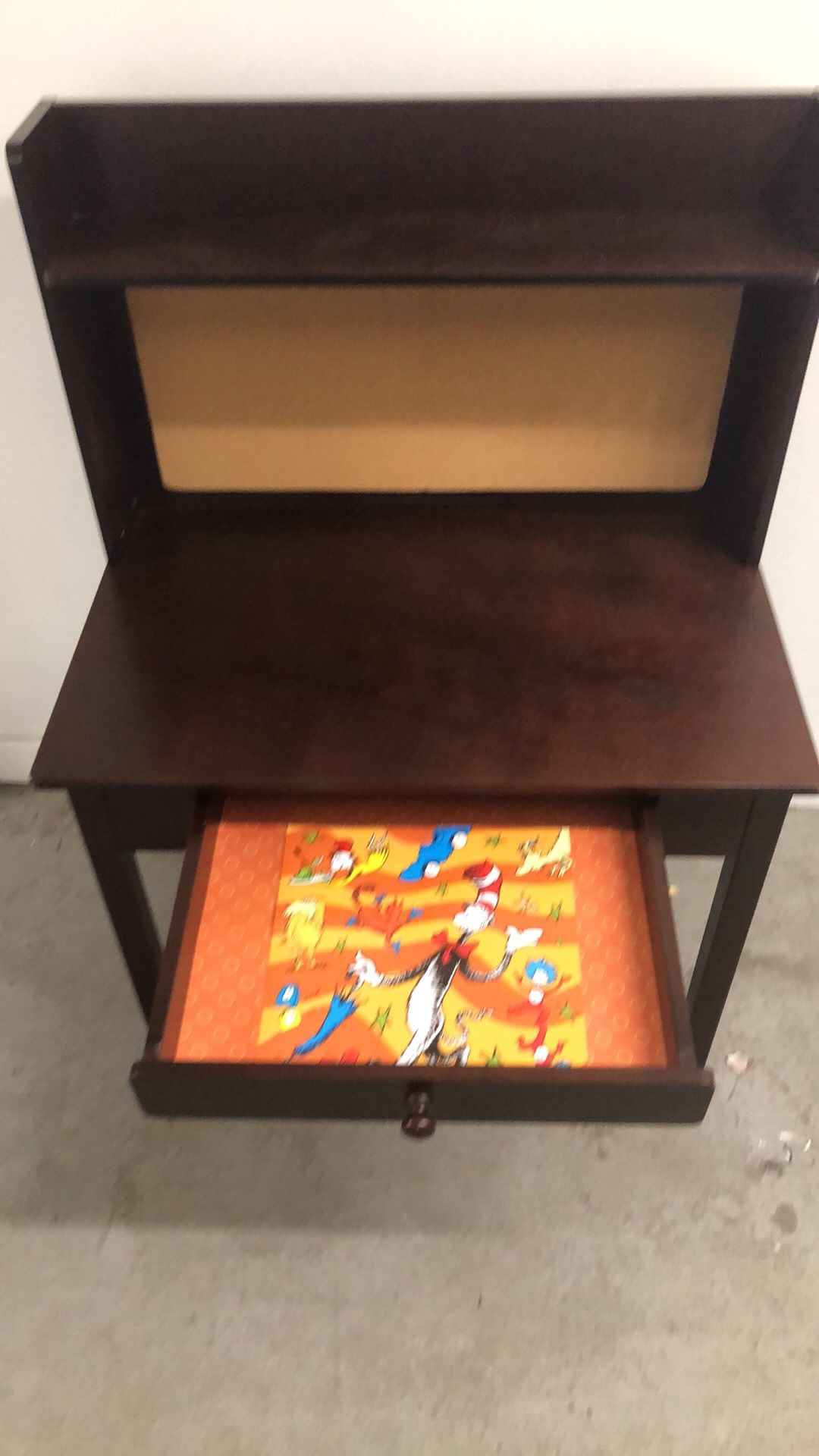 Kids wooden desk