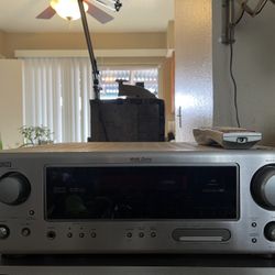 Denon AVR-786 