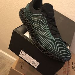 Adidas NMD LOUIS VUITTON SUPREME for Sale in Tampa, FL - OfferUp