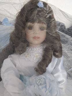 Quinceañera porcelain doll