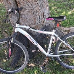 Unisex 24" mountain bike 🚵‍♂️