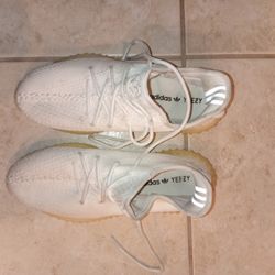 Adidas Yeezy Size 8.5