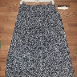 Women Skirt Black And White Polkadots By Roberta DI Castelli. Size 20 . New.