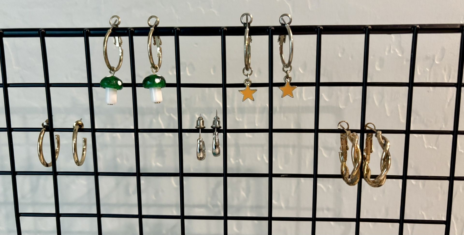 5 Pairs of Hoop Earrings