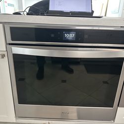 Whirlpool Built in Single oven