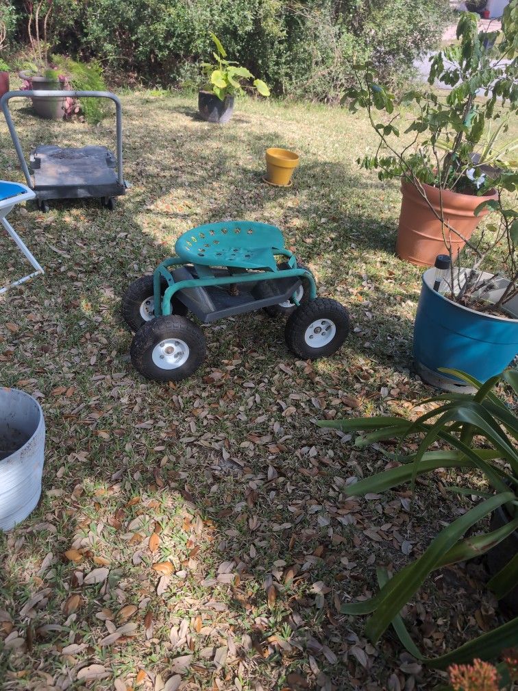 Weed Pulling Tractor