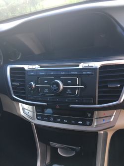 Honda Accord 2013/15 parts CD player