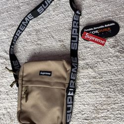 Supreme Duffle Bag (SS19) for Sale in Wilmington, CA - OfferUp