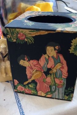 Blue. Pink Black Chinoiserie Tissue Box Cover
Options