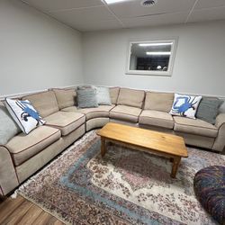 Large Sectional Sofa/couch 