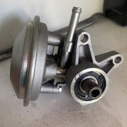 Chevy Or GMC Vacuum Pump New 6.5 