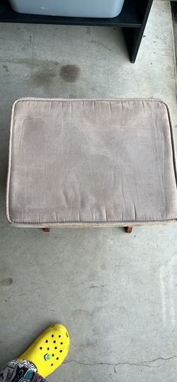 Rocker ottoman