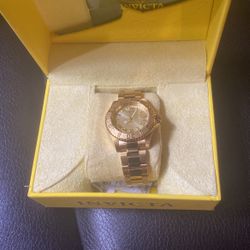Serious Inquires Only Please. 18 Carat Gold Plated Invicta Watch With Date