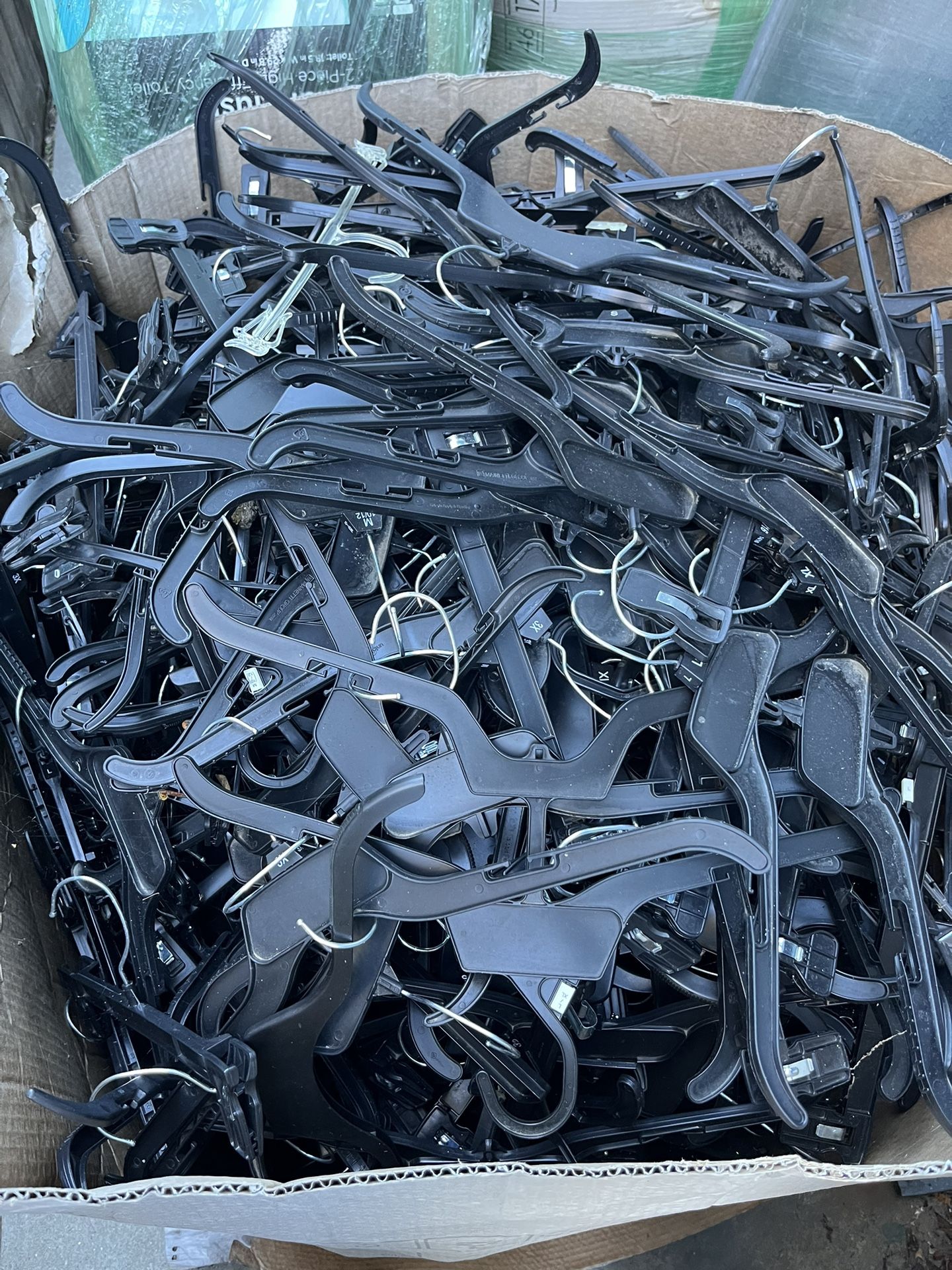 PLASTIC HANGERS. Thousands Of Them. 