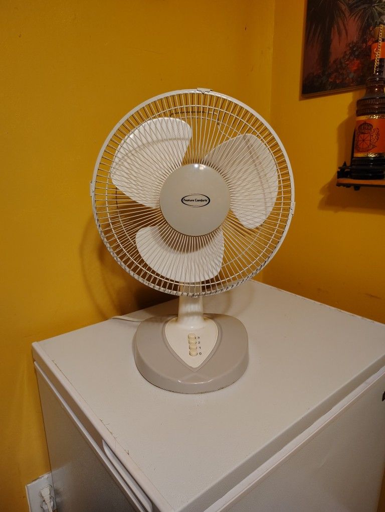 Table Fan