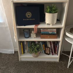 Bookshelf 