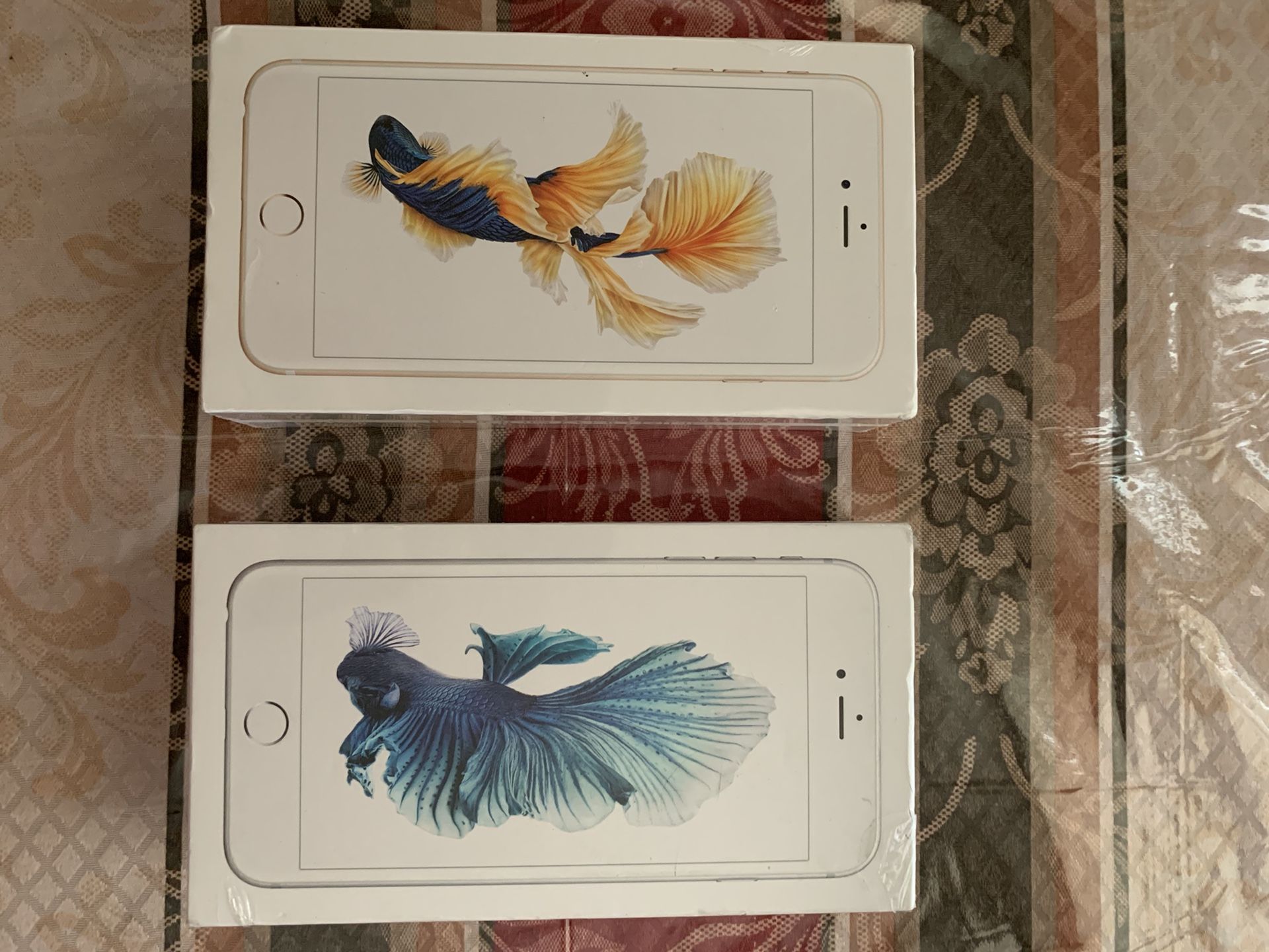 Brand New iPhone 6S Plus