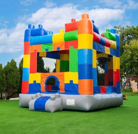 Inflate, Bounce House