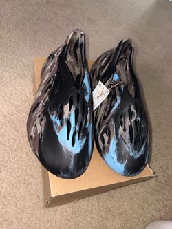 Yezzy foam runners