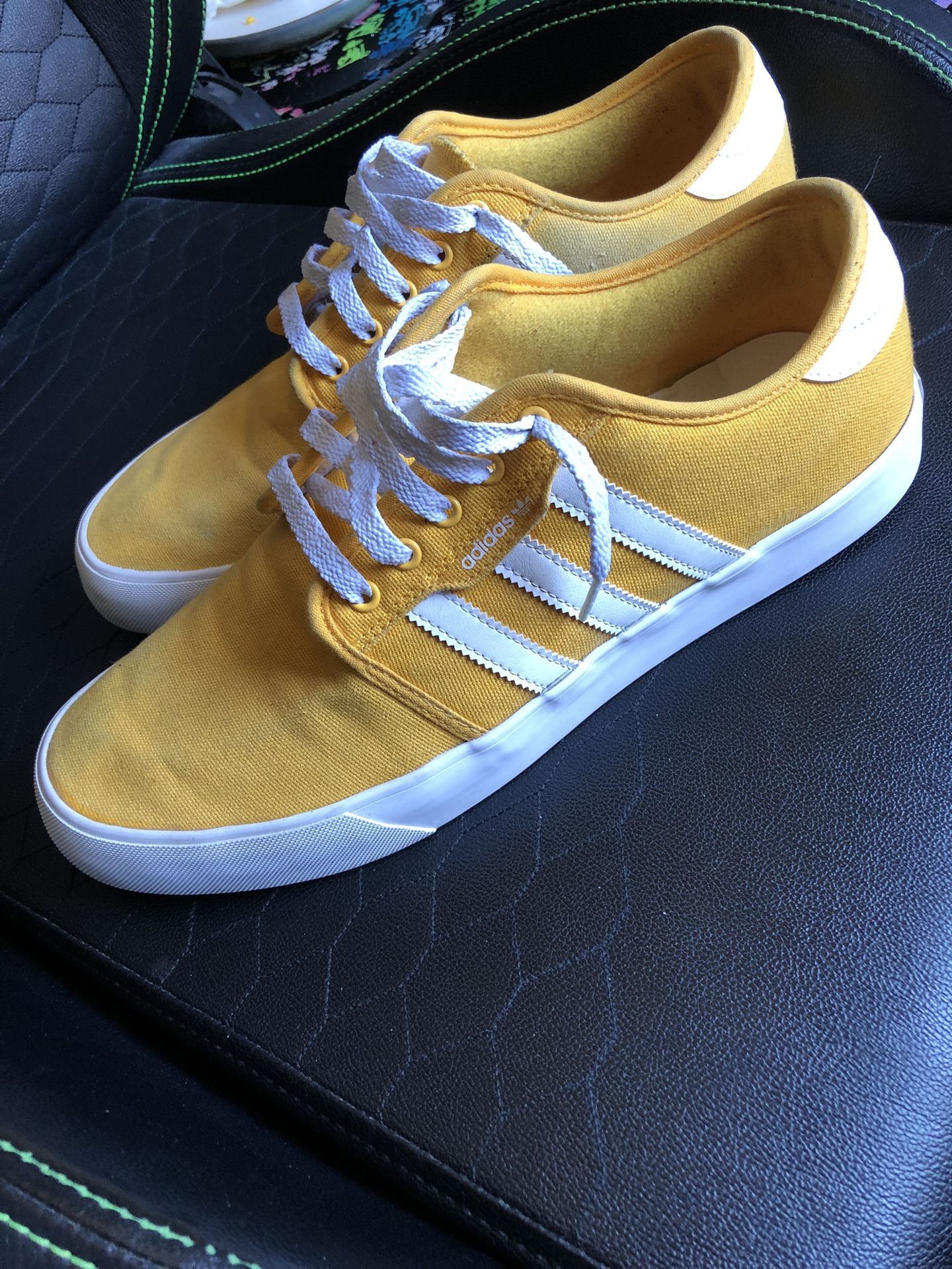 Adidas Yellow Seeley 12m