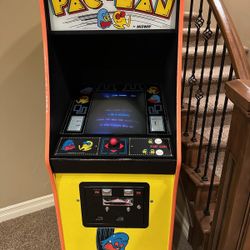 1980 PAC-MAN Arcade By Midway 