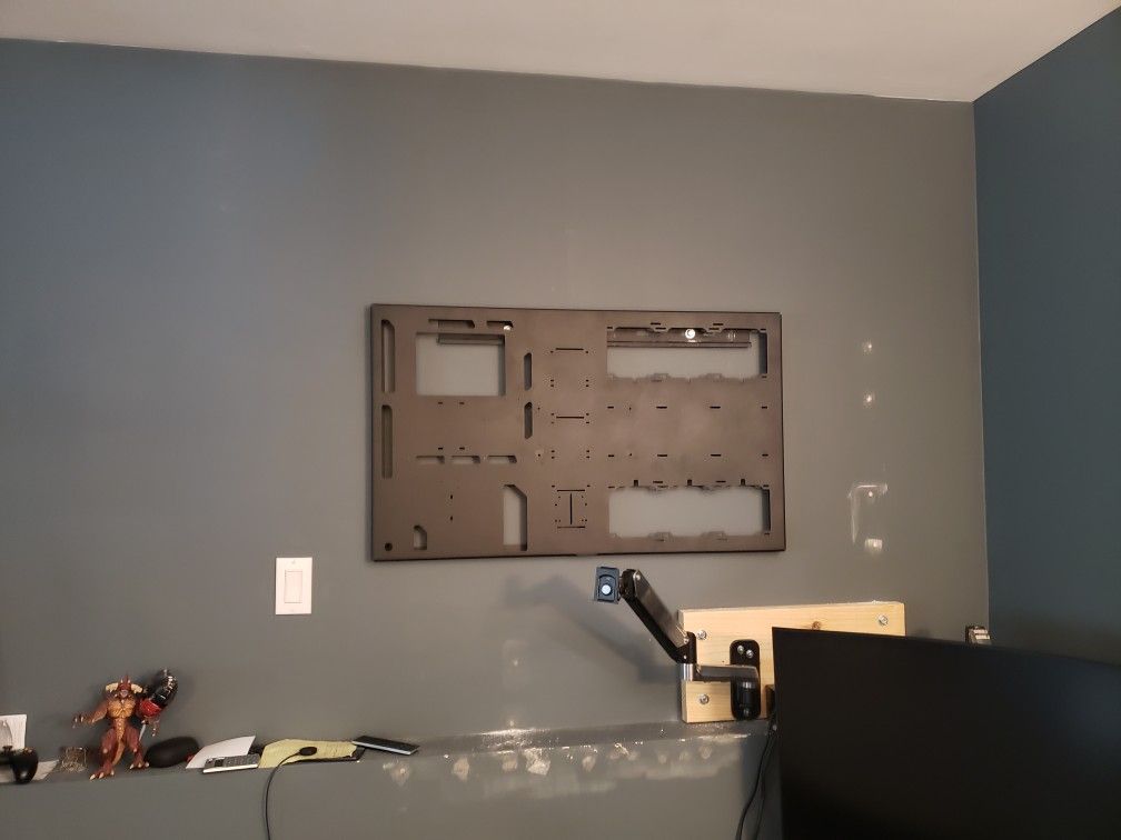 Custom Wall Mount Pc Case