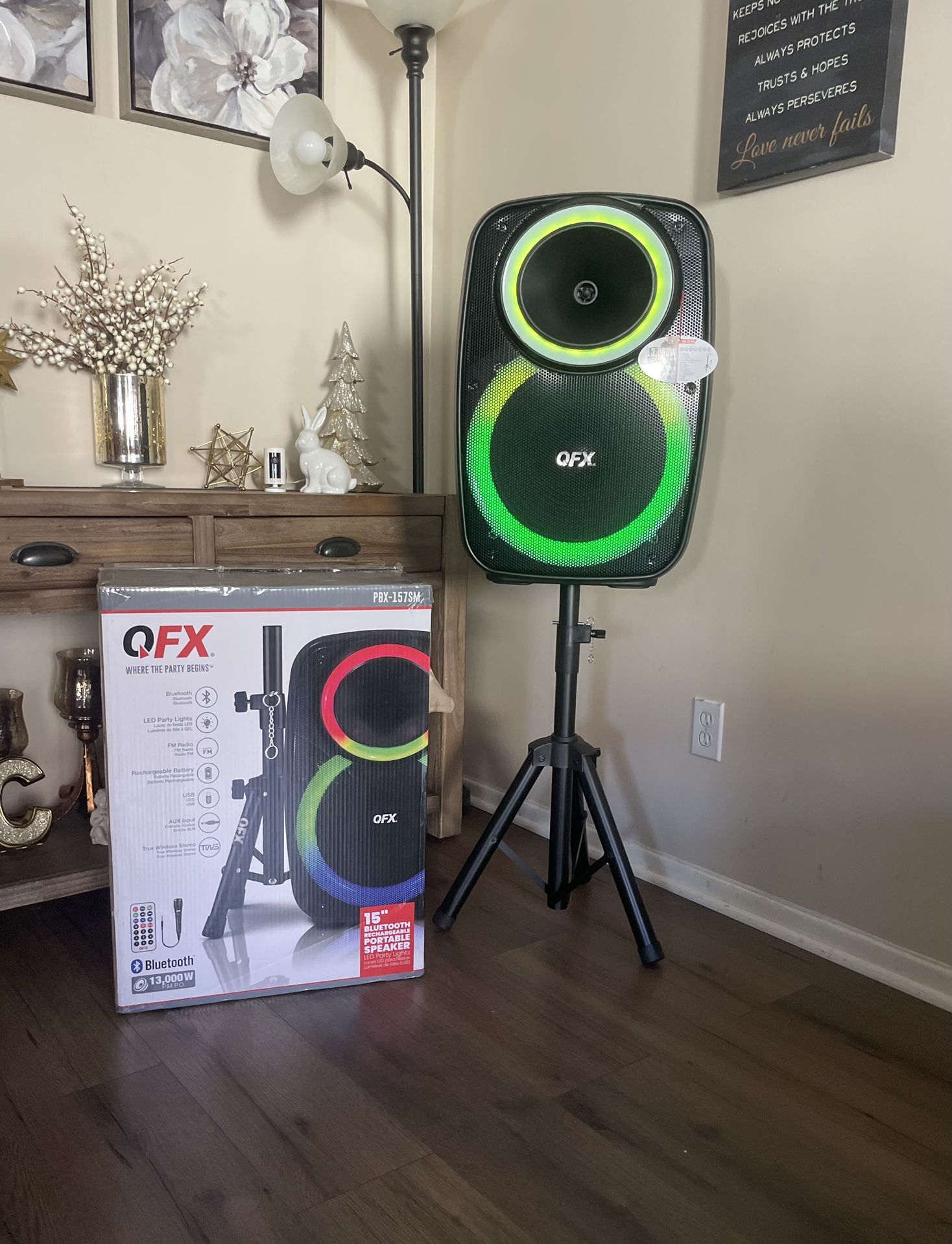 QFX 15β Bluetooth Rechargeable Party Speaker with Microphone , LED Party Lights & Stand Included ππ€πΆππΆπΆ