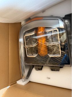 2021-2023 ford headlights