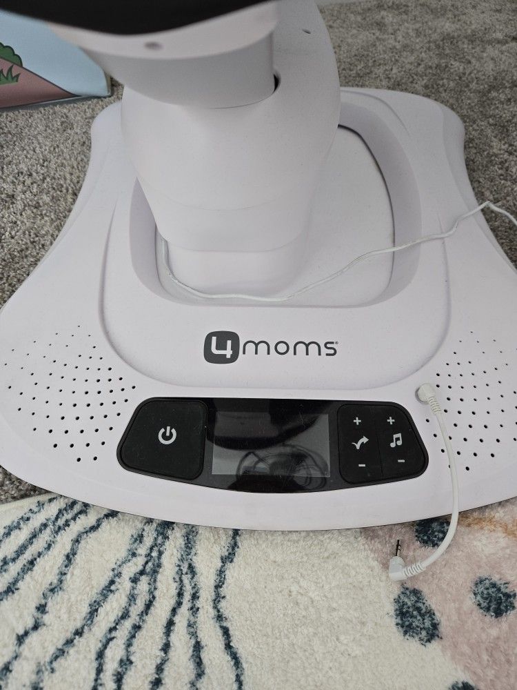 4 MOMS MAMAROO SWING