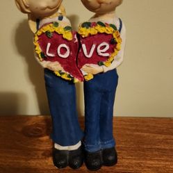 Love Statue $12