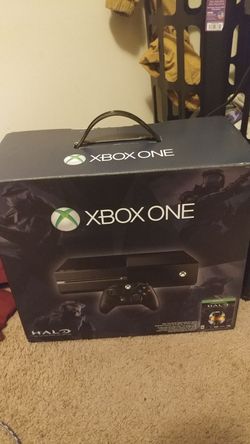 500gb Xbox 1 with box