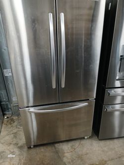 Kitchen Aid Stainless Steel Fridge Bottom Freezer Counter Depth 