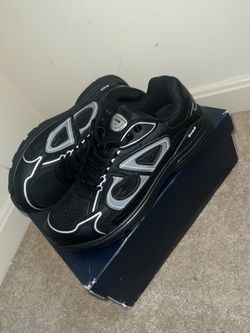 Dior B30 Black