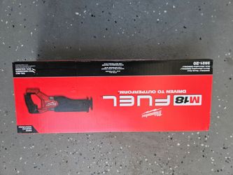 Milwaukee V18 Fuel sawzall