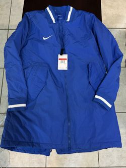 Nike Women’s Long Jacket 