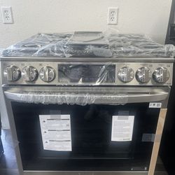 LSDL6336F Dual Fuel Gas Cooktop & Electric Oven Now $1349 MSRP$2699